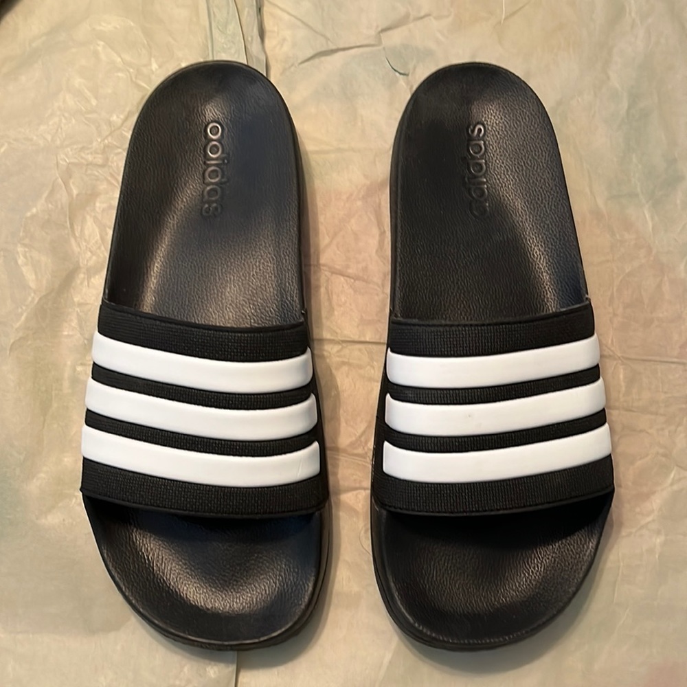 NEW Adidas Slides Men’s Size 11 Black